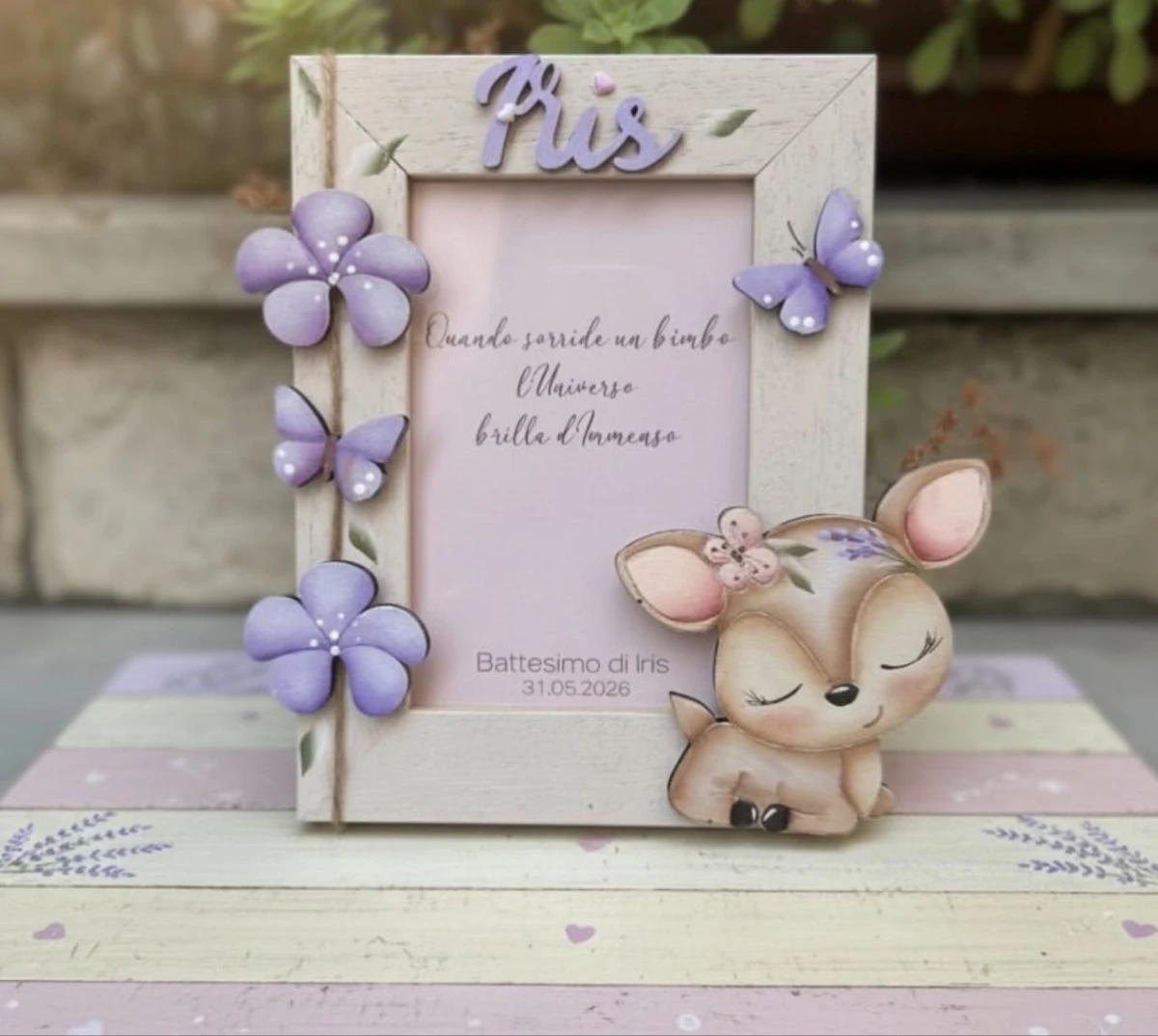Cornice Portafoto Personalizzata – Dolce Cerbiattino & Fiori Lilla